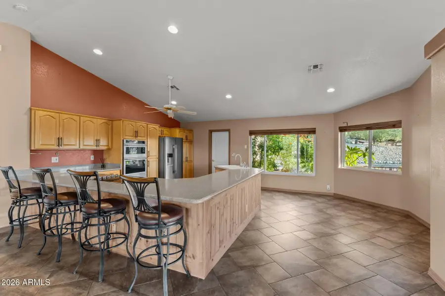 90 W Turtleback Lane, Wickenburg, AZ 85390 - #2
