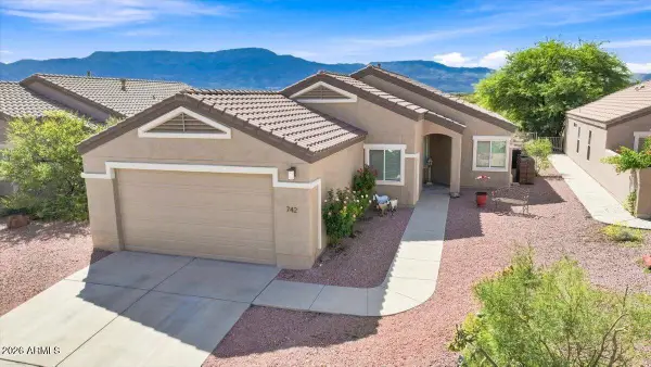 742 S Rainbow Ridge Drive S, Cornville, AZ 86325