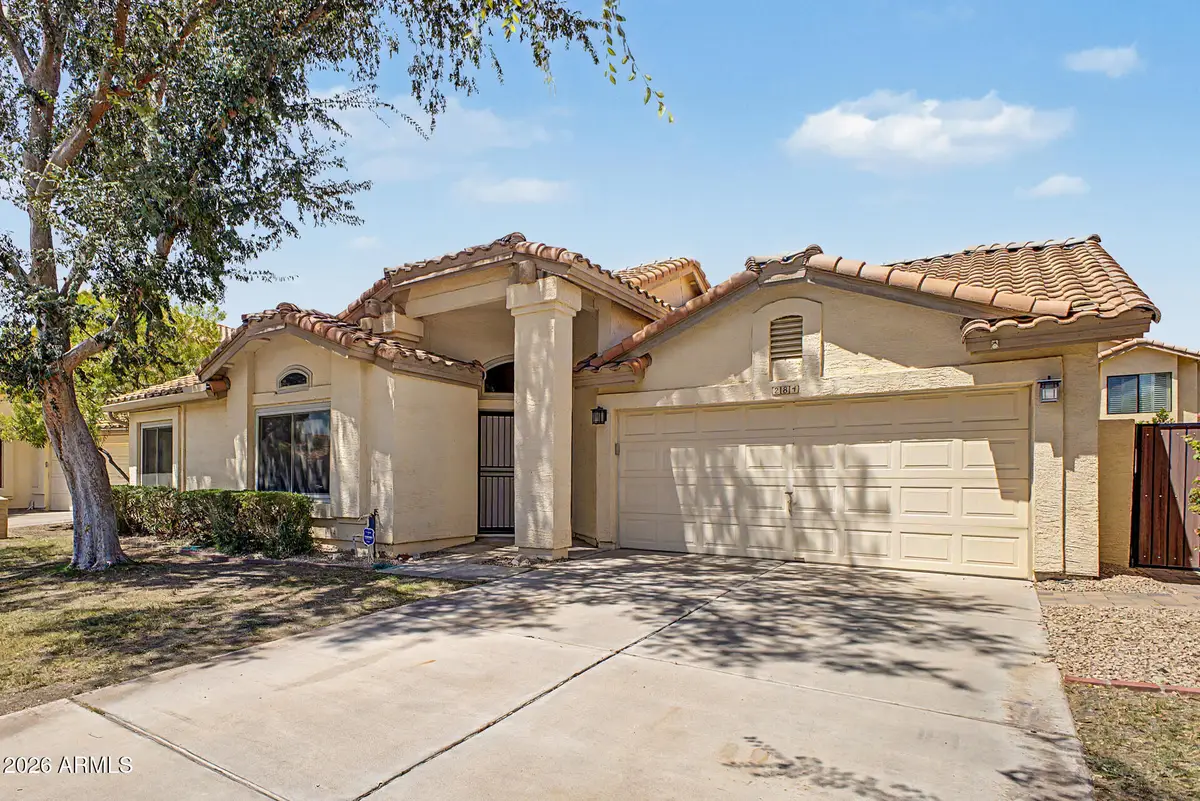 284 W Vera Lane, Tempe, AZ 85284 - #1