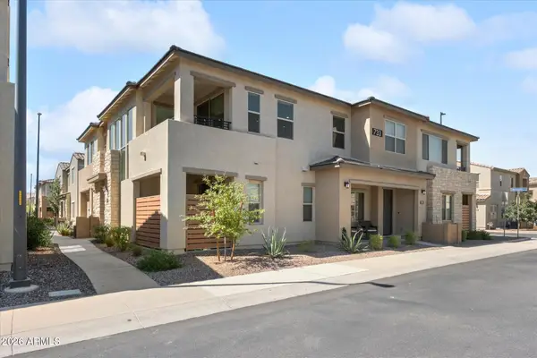 733 E Lark Street #202, Gilbert, AZ 85297