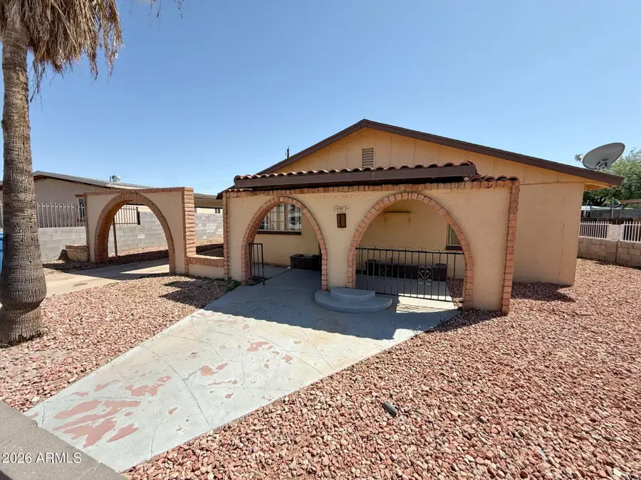 1707 E Illini Street, Phoenix, AZ 85040 - #2