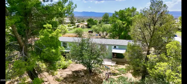 5395 N Camino Vista Drive, Rimrock, AZ 86335