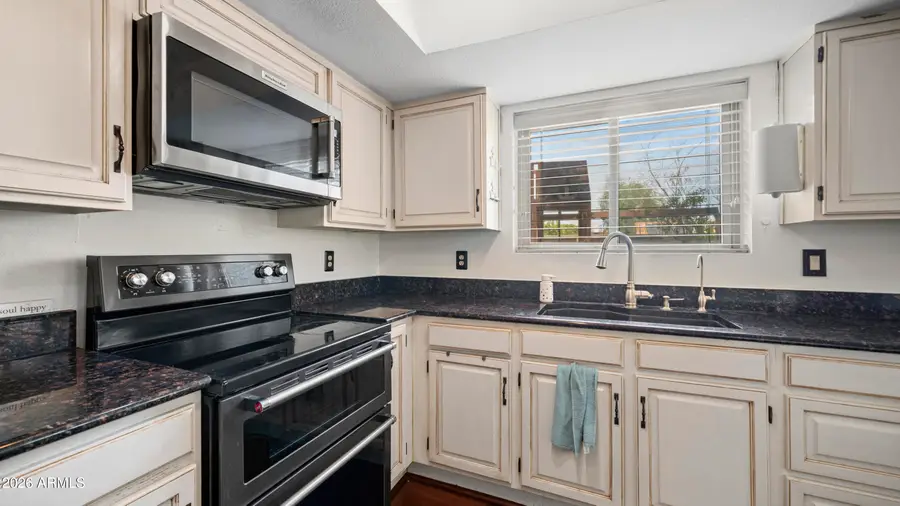 1338 E Sunburst Lane, Tempe, AZ 85284 - #3