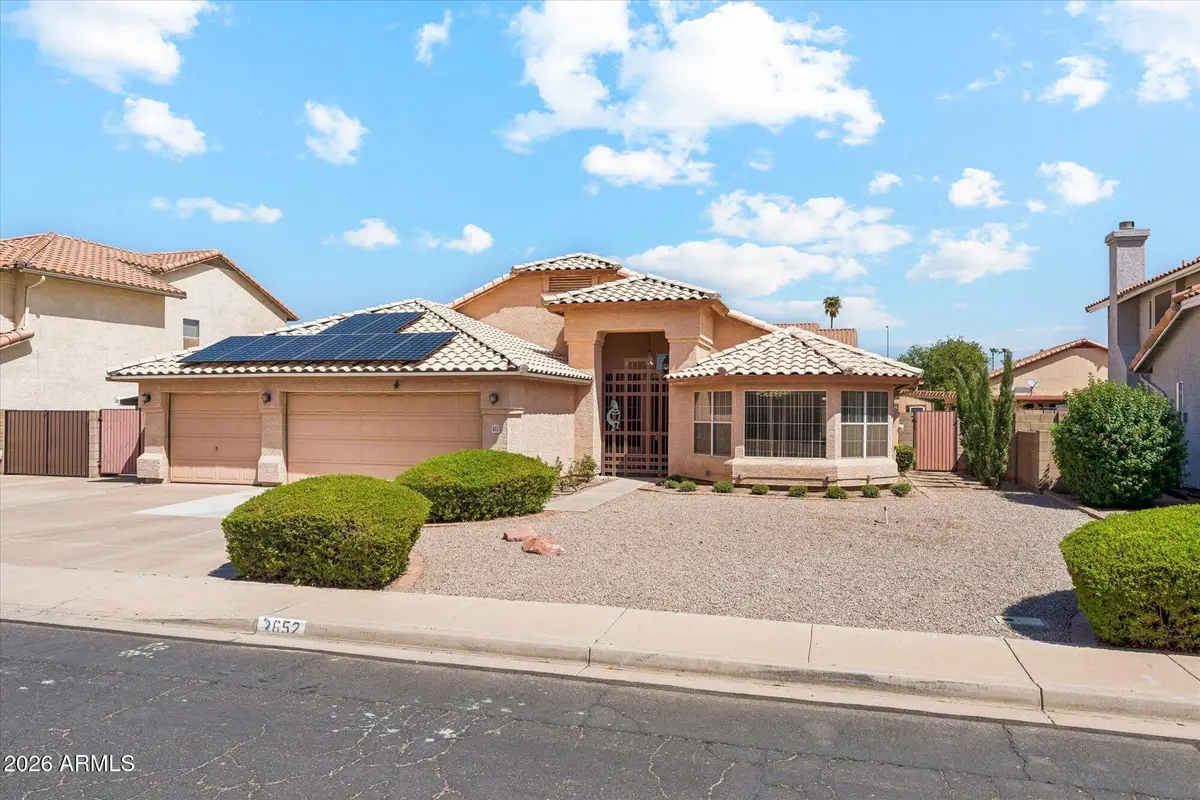 652 W Mendoza Avenue, Mesa, AZ 85210 - #1