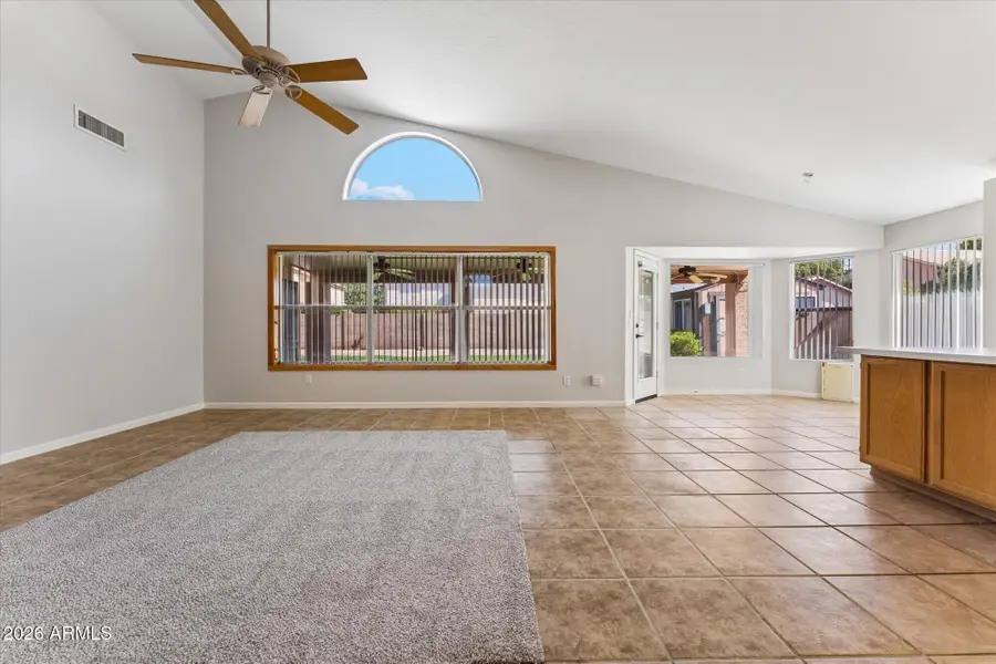652 W Mendoza Avenue, Mesa, AZ 85210 - #2