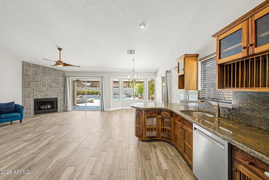 9139 W Paradise Lane, Peoria, AZ 85382 - #2