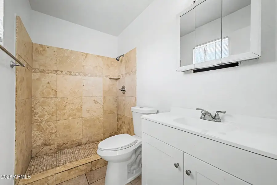 1621 N 37th Drive, Phoenix, AZ 85009 - #2
