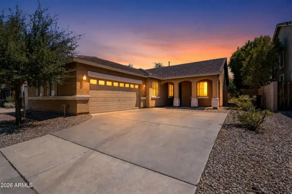 2989 S Fisher Lane, Gilbert, AZ 85295