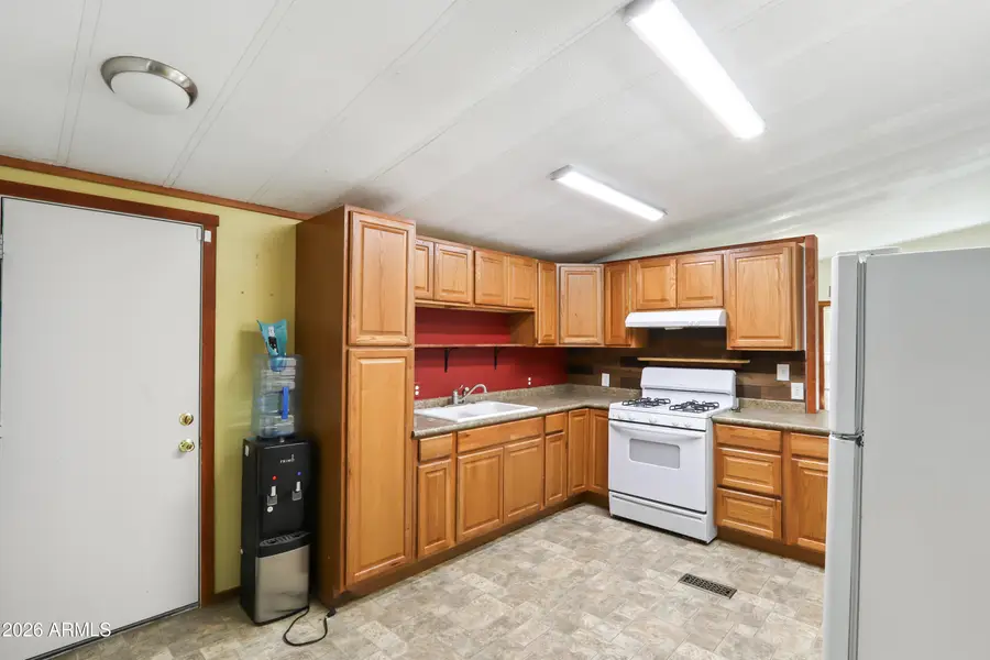 18685 W Bobcat Road, Casa Grande, AZ 85122 - #2
