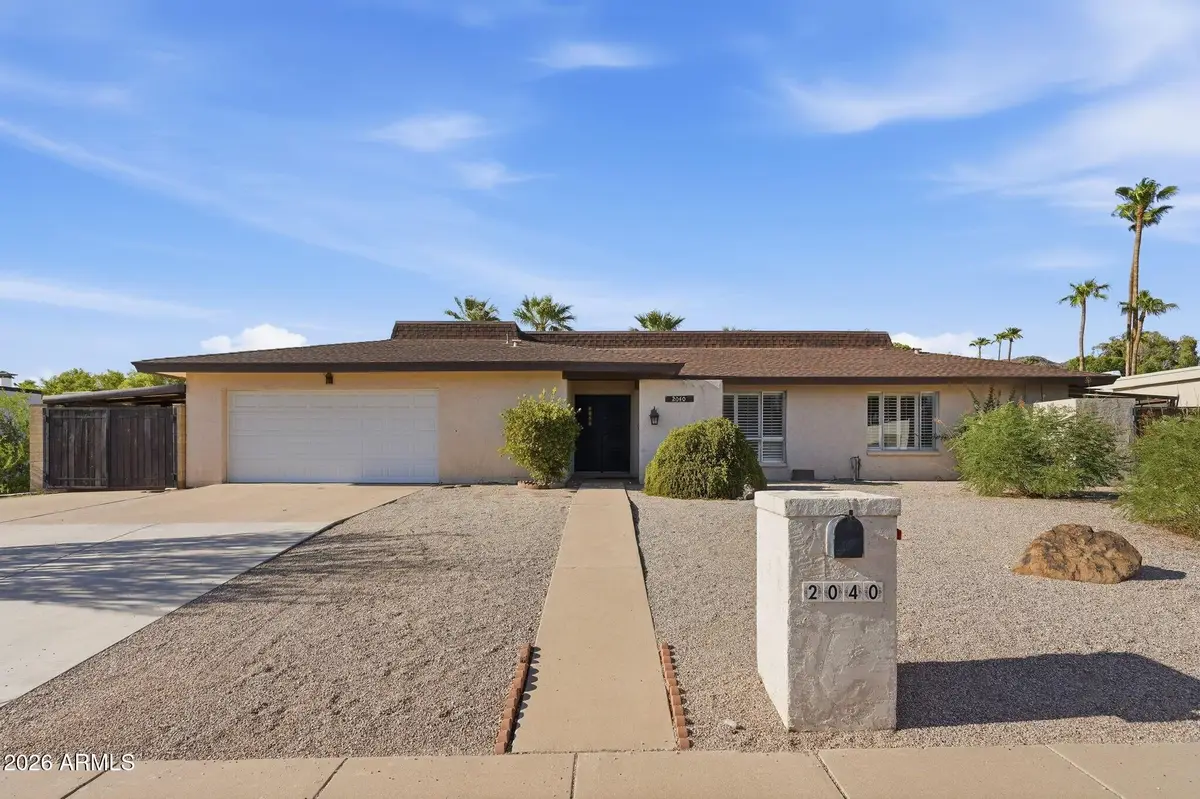 2040 E State Avenue, Phoenix, AZ 85020 - #1