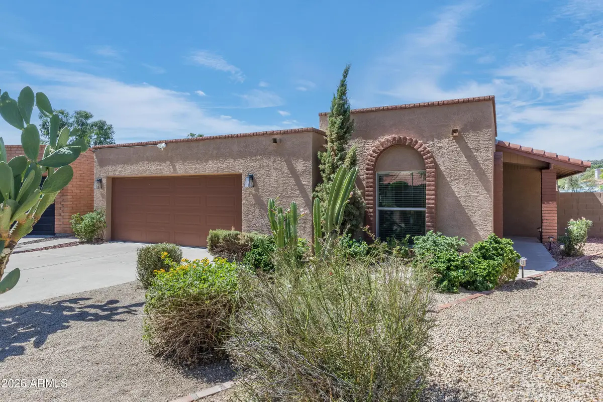 15008 N 6th Circle, Phoenix, AZ 85023 - #1