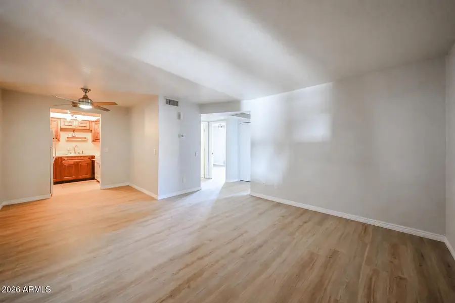17 E Ruth Avenue #202, Phoenix, AZ 85020 - #2