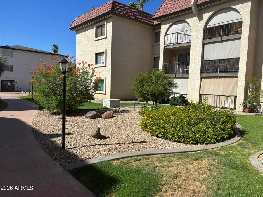 3033 E Devonshire Avenue #2017, Phoenix, AZ 85016 - #3