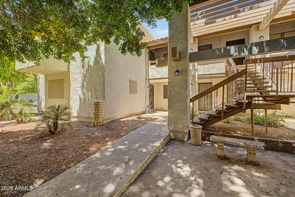 8847 N 8th Street #101, Phoenix, AZ 85020