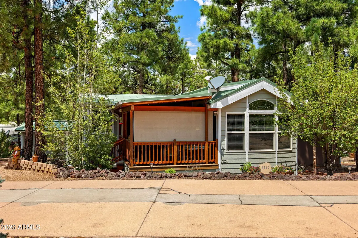 2240 E Quarter Horse Way, Show Low, AZ 85901 - #1