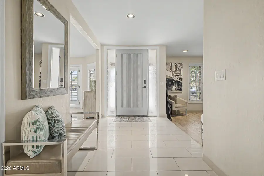 5402 E Laurel Lane, Scottsdale, AZ 85254 - #2