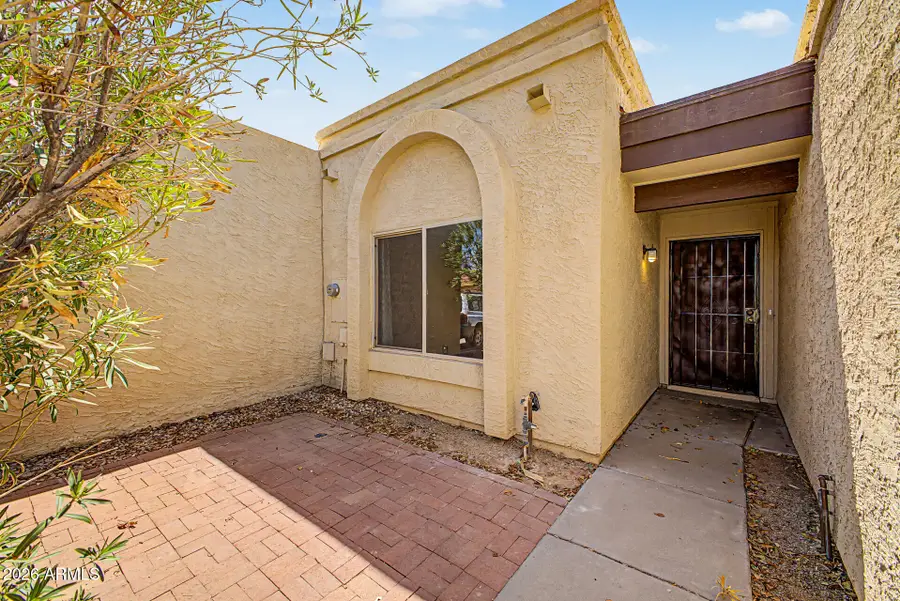 517 W Duke Drive, Tempe, AZ 85283 - #2