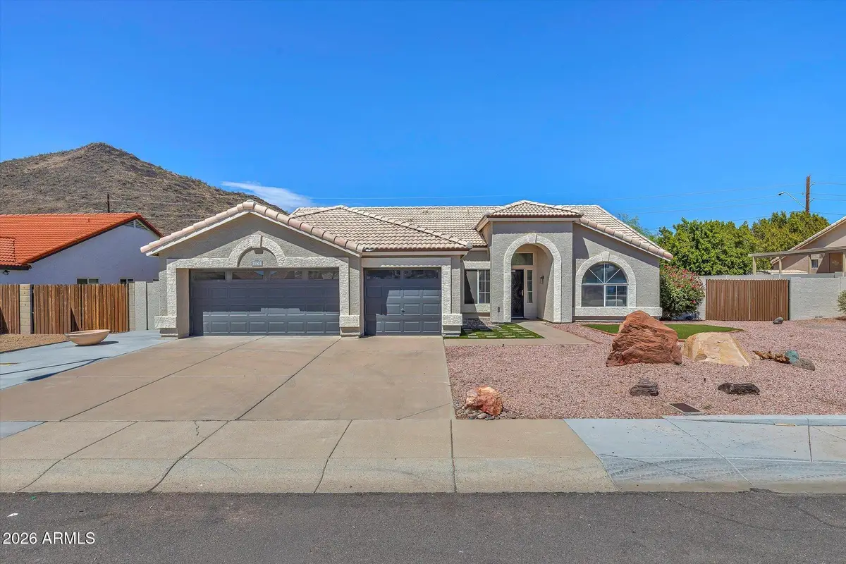 5538 W Fallen Leaf Lane, Glendale, AZ 85310 - #1