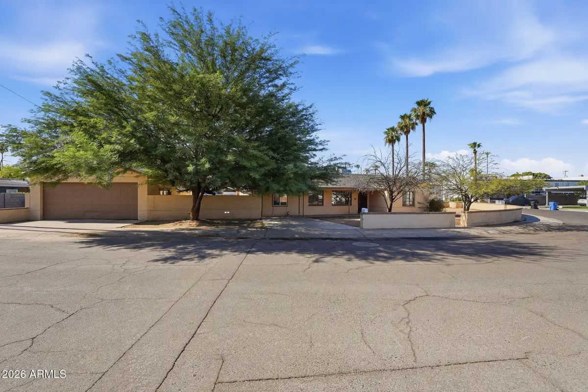 3331 N 18th Avenue, Phoenix, AZ 85015 - #1