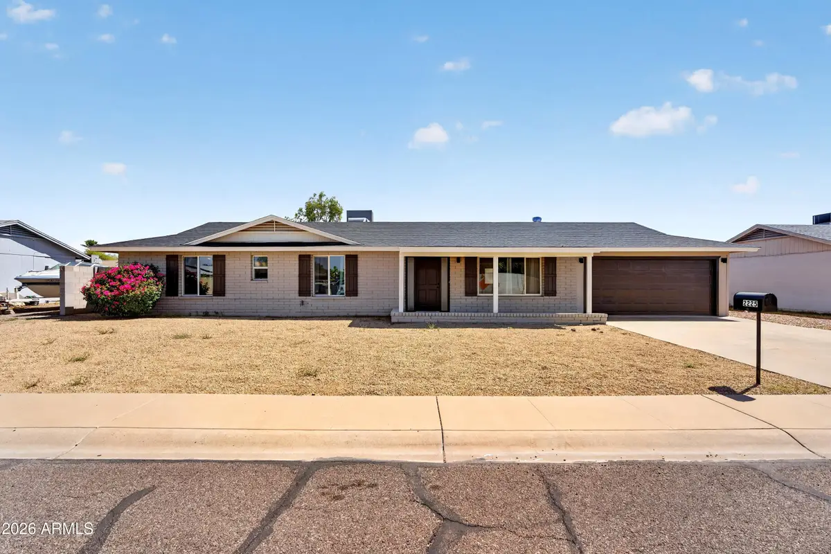 2225 W Topeka Drive, Phoenix, AZ 85027 - #1