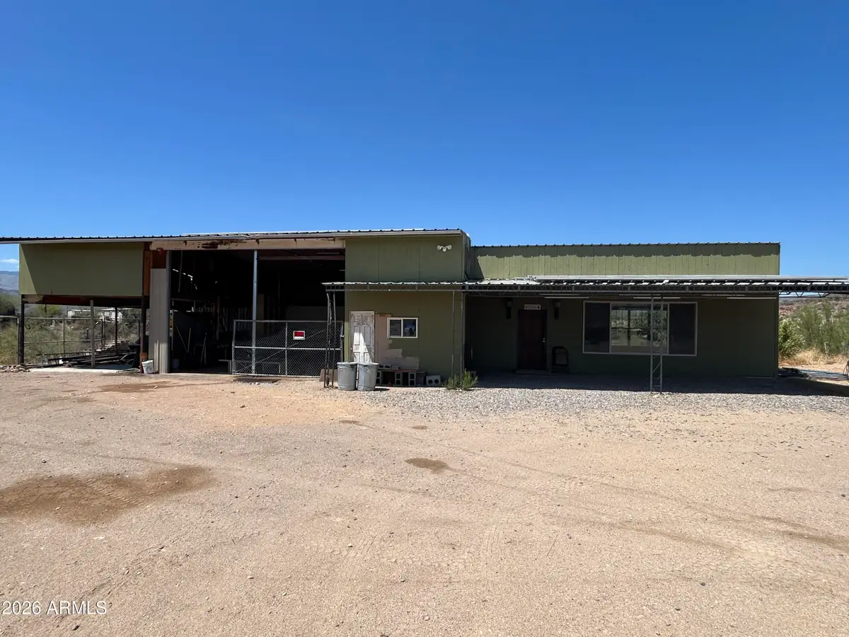 33990 S Old Mud Springs Road, Black Canyon City, AZ 85324 - #1