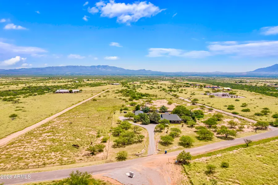 9009 S Oakridge Drive, Hereford, AZ 85615 - #3