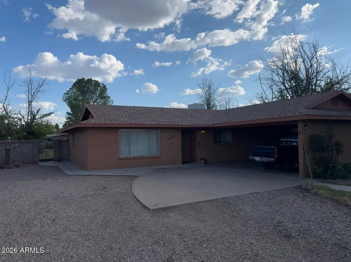 2527 E 15th Street, Douglas, AZ 85607 - #1
