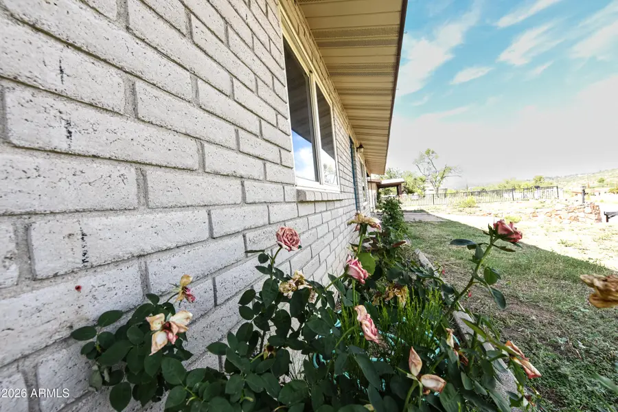 8440 S Springfield Road, Globe, AZ 85501 - #2