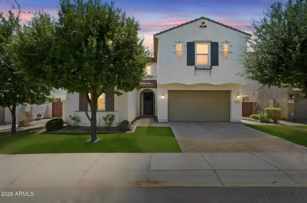923 W Yellowstone Way, Chandler, AZ 85248