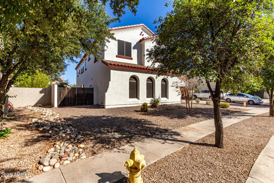 6233 S Rochester Drive, Gilbert, AZ 85298 - #3