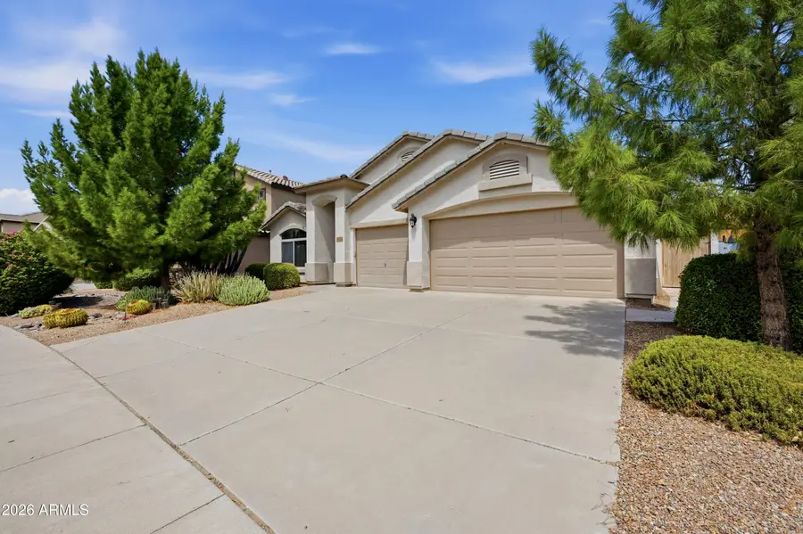 912 E Julie Avenue, San Tan Valley, AZ 85140 - #2