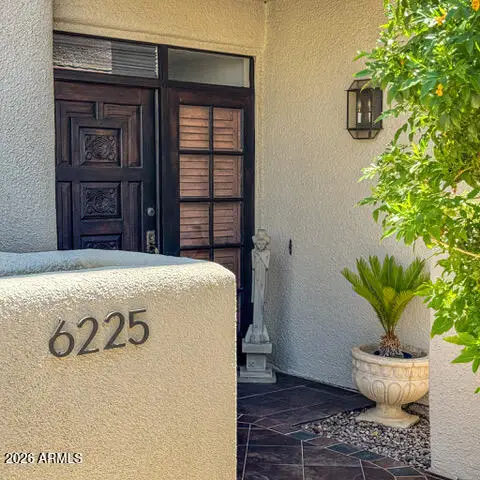 6225 N 30th Way, Phoenix, AZ 85016