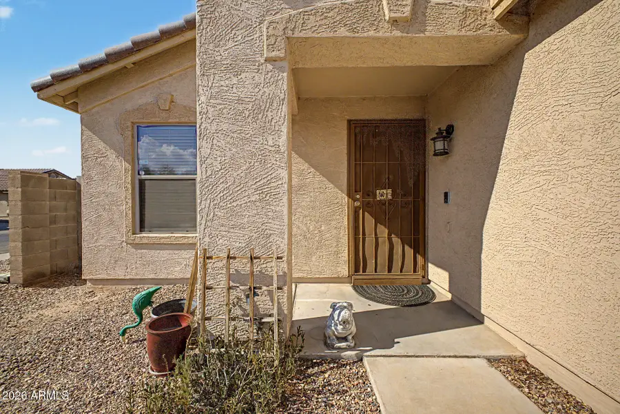 564 W Jardin Loop, Casa Grande, AZ 85122 - #3