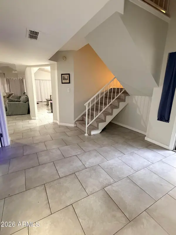 10025 W Sells Drive, Phoenix, AZ 85037
