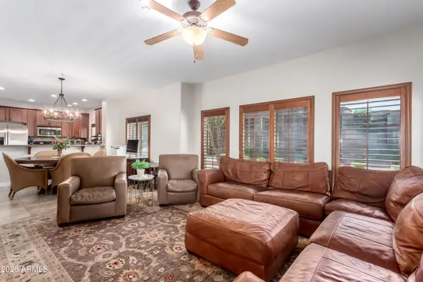 5450 E Deer Valley Drive #1217, Phoenix, AZ 85054