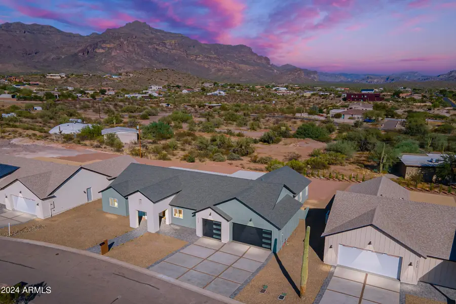 3909 S Veronica Lane, Gold Canyon, AZ 85118 - #2