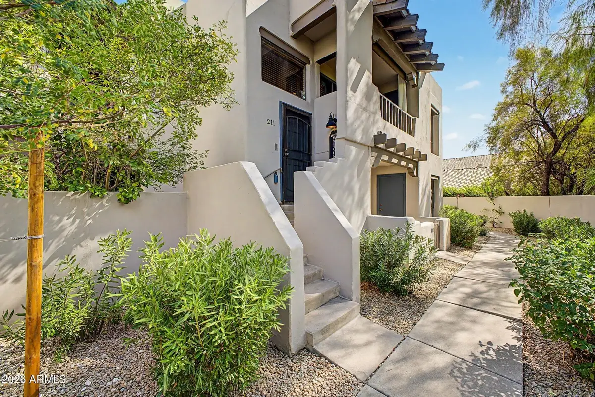 7300 N Dreamy Draw Drive #211, Phoenix, AZ 85020 - #1