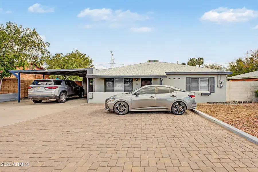 813 E Glendale Avenue, Phoenix, AZ 85020 - #2
