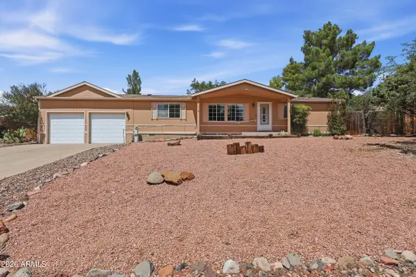 10780 E Oak Creek Valley Drive, Cornville, AZ 86325