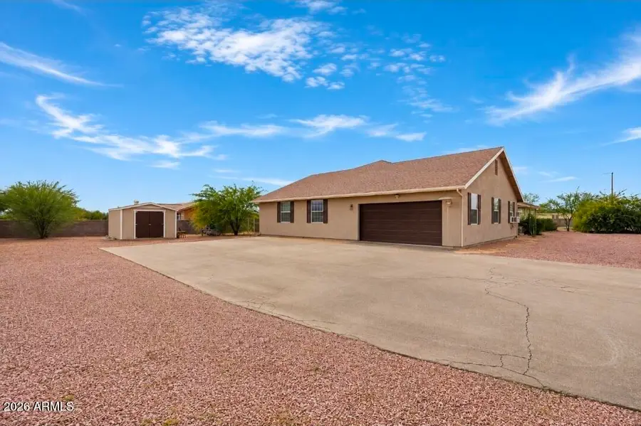 20305 W Peakview Road, Wittmann, AZ 85361 - #2