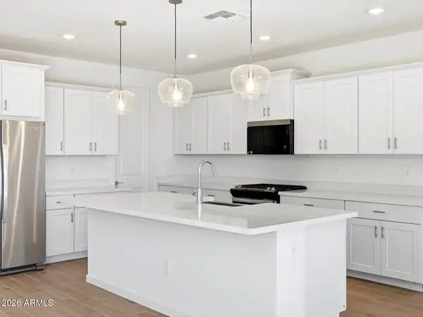 15638 W Honeysuckle Drive, Surprise, AZ 85387