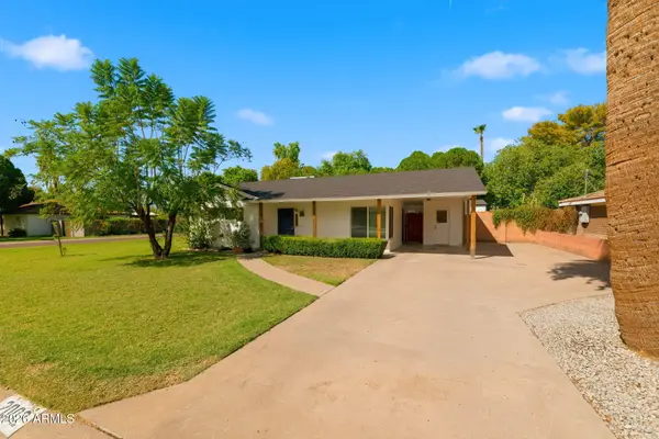 2002 N 39th Street, Phoenix, AZ 85008