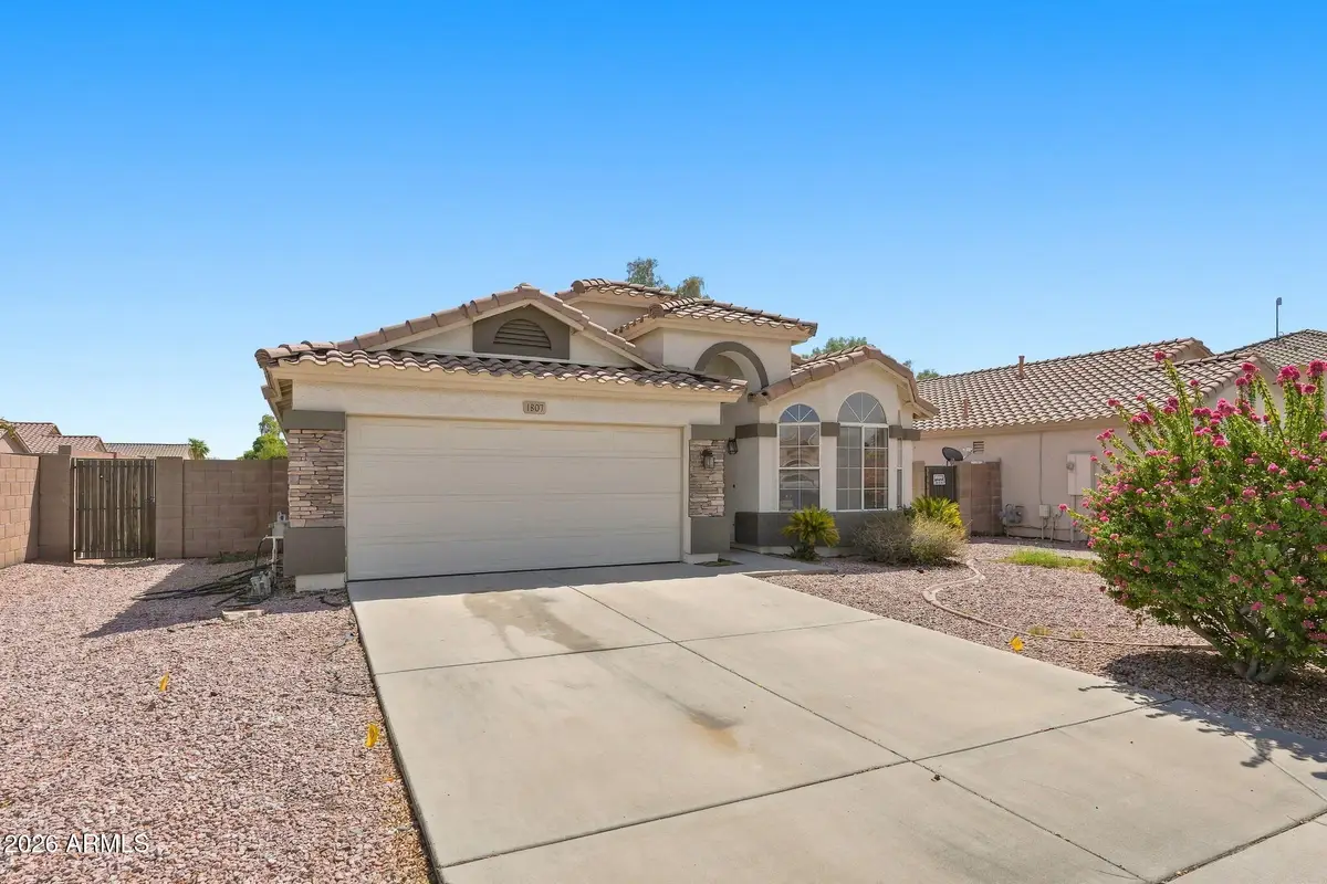 1807 S 82nd Drive, Phoenix, AZ 85043 - #1