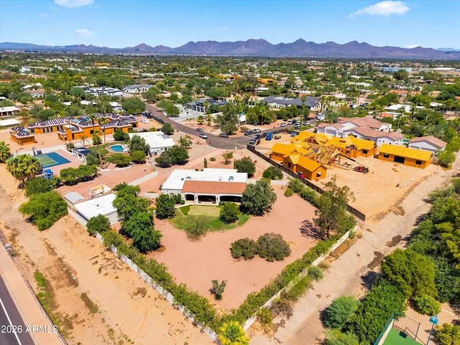 9808 N 64th Place, Paradise Valley, AZ 85253 - #2