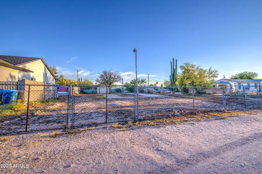 951 N Warner Drive, Apache Junction, AZ 85120 - #2