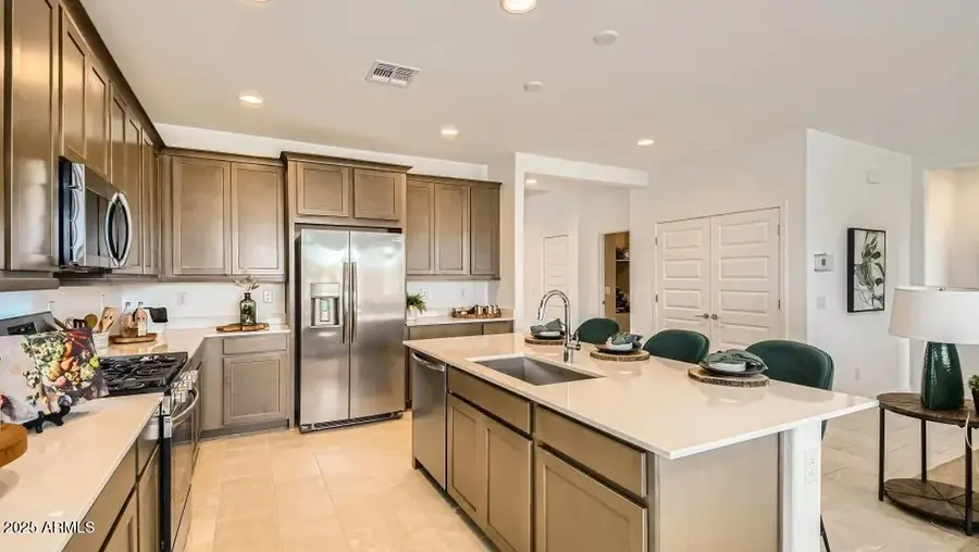 25325 N 175th Avenue, Surprise, AZ 85387 - #3