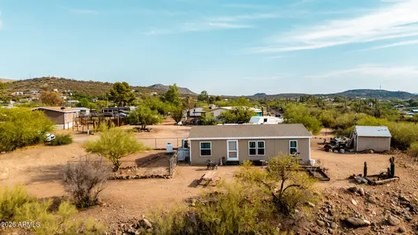 33250 S Melanie Lane, Black Canyon City, AZ 85324