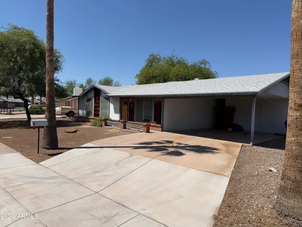 2568 E Commonwealth Circle, Chandler, AZ 85225