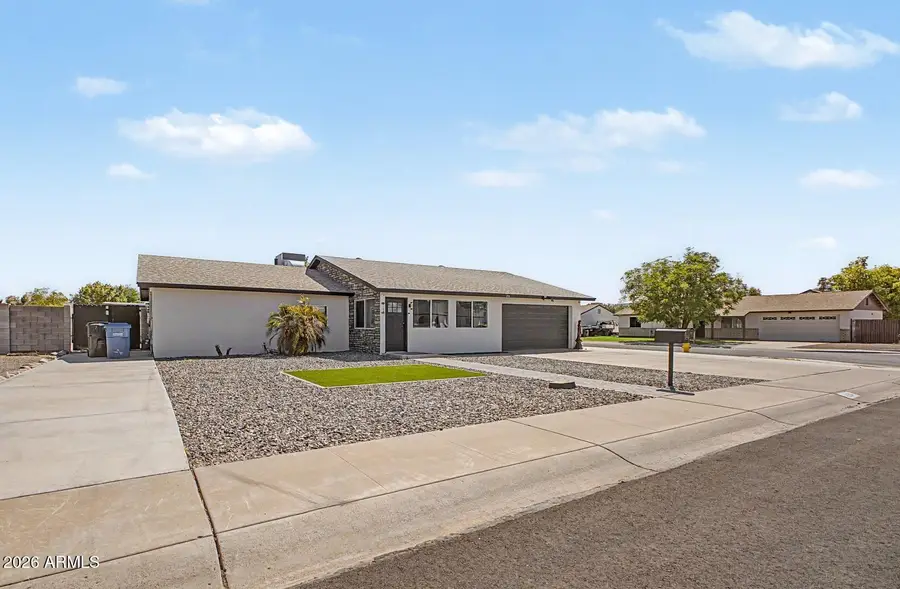 4139 W Desert Hills Drive, Phoenix, AZ 85029 - #2