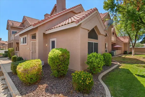 1633 E Lakeside Drive #76, Gilbert, AZ 85234